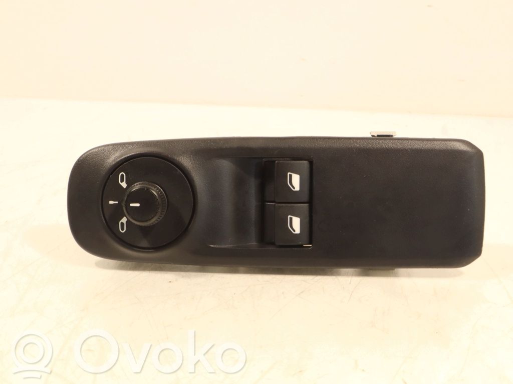 Toyota Proace Interrupteur commade lève-vitre 