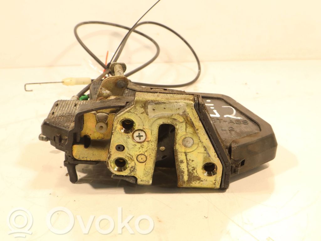 Toyota Corolla Verso E121 Zamek drzwi tylnych 