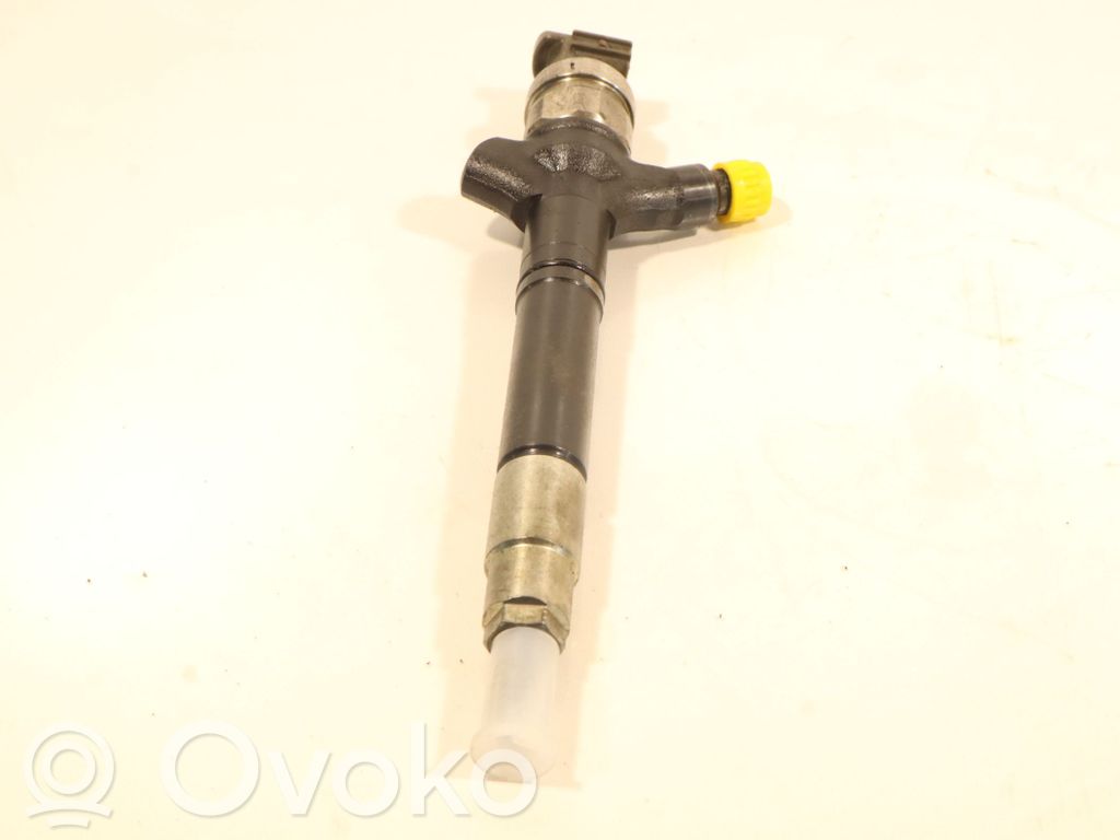 Toyota Avensis T250 Injector combustibil 
