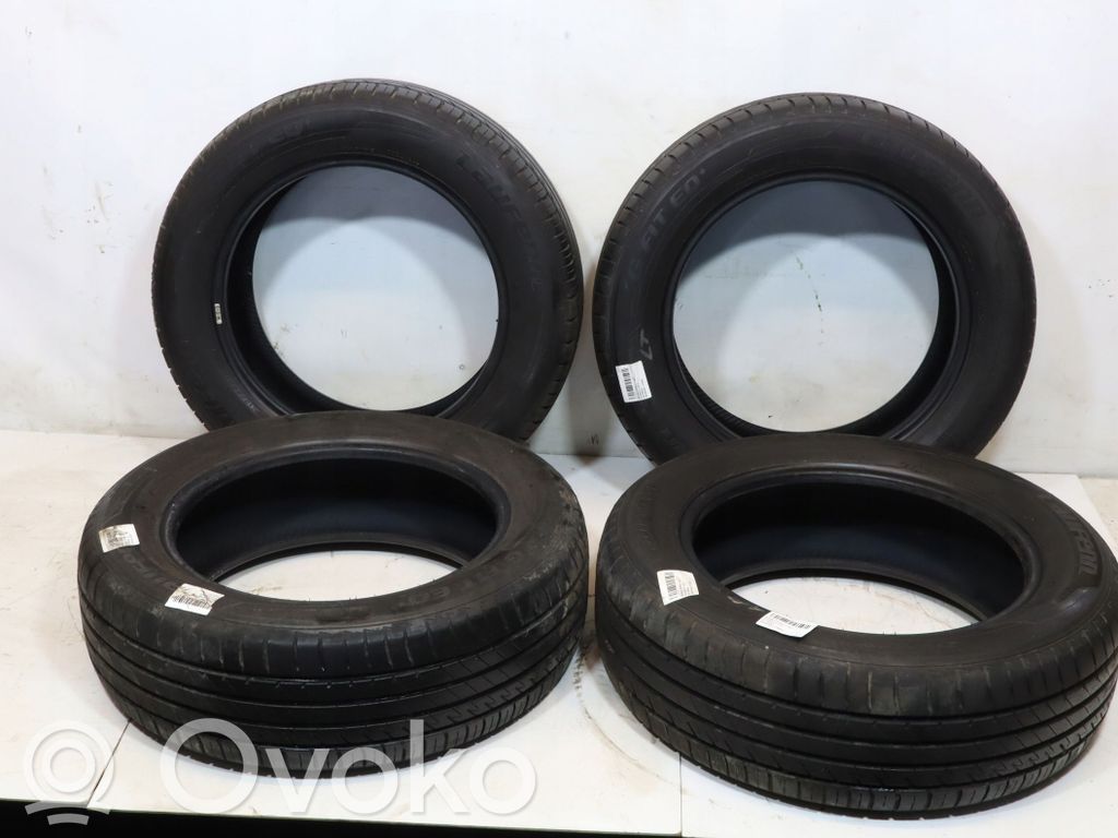 Opony letnie R17   8808563505008