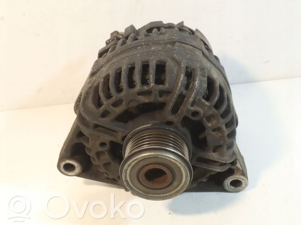 Opel Meriva B Alternador