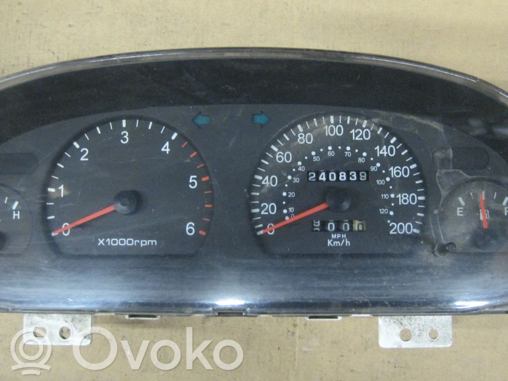 KIA Carnival Nopeusmittari (mittaristo) 