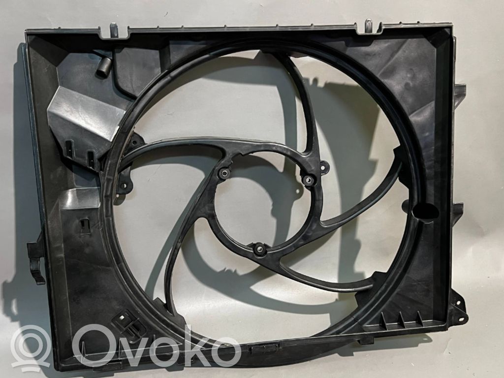 BMW X1 E84 Elektrinis radiatorių ventiliatorius 