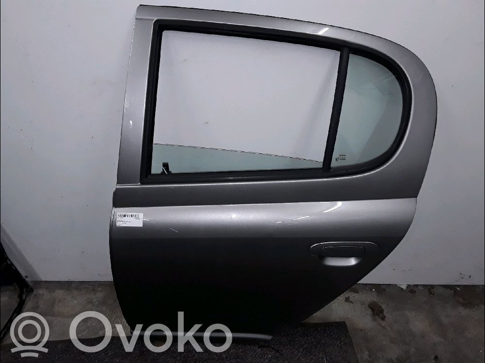 Toyota Yaris Puerta trasera 