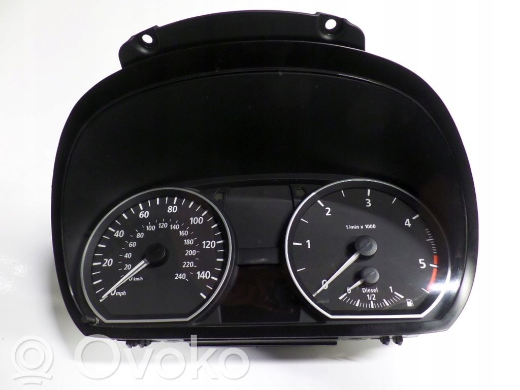BMW 1 E81 E87 Spidometrs (instrumentu panelī) 