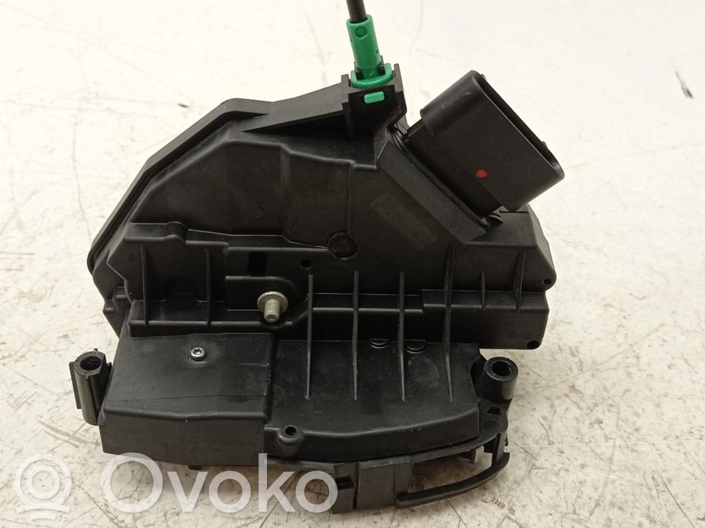 Ford Kuga I Etuoven lukko 
