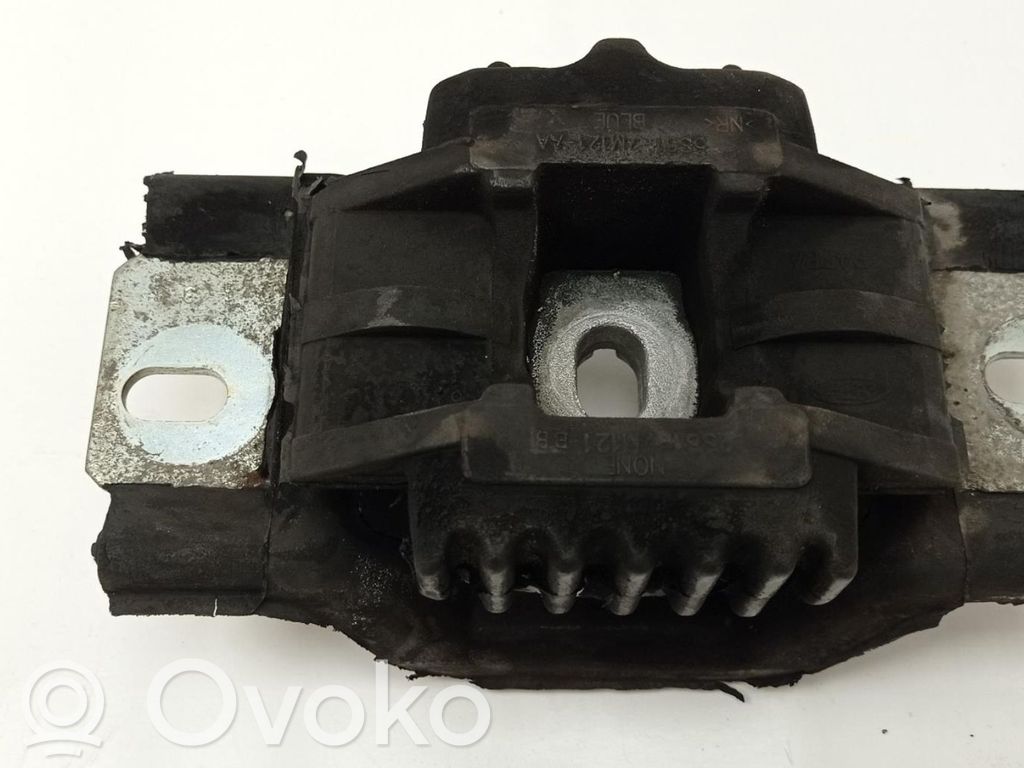 Ford Fiesta Engine mounting bracket 