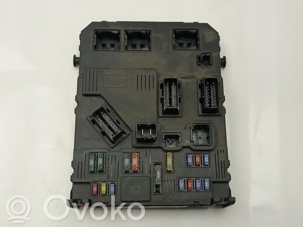 Citroen C3 Fuse module 