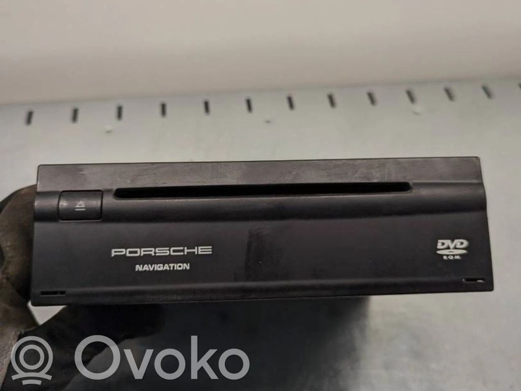 Porsche Cayenne (9PA) Panel / Radioodtwarzacz CD/DVD/GPS 