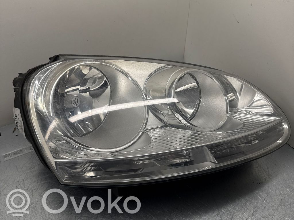 Volkswagen Golf V Lampa przednia 