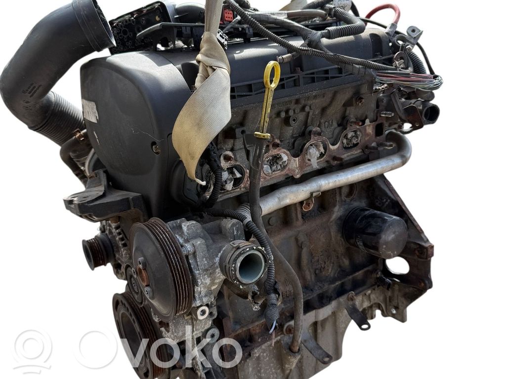 Silnik   Z16XE1,55560537,93191971