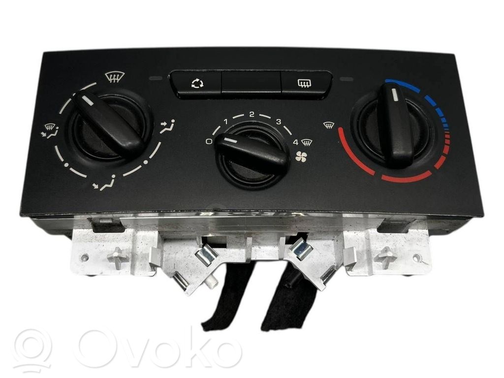 Climate control unit   1400153280,6452K5