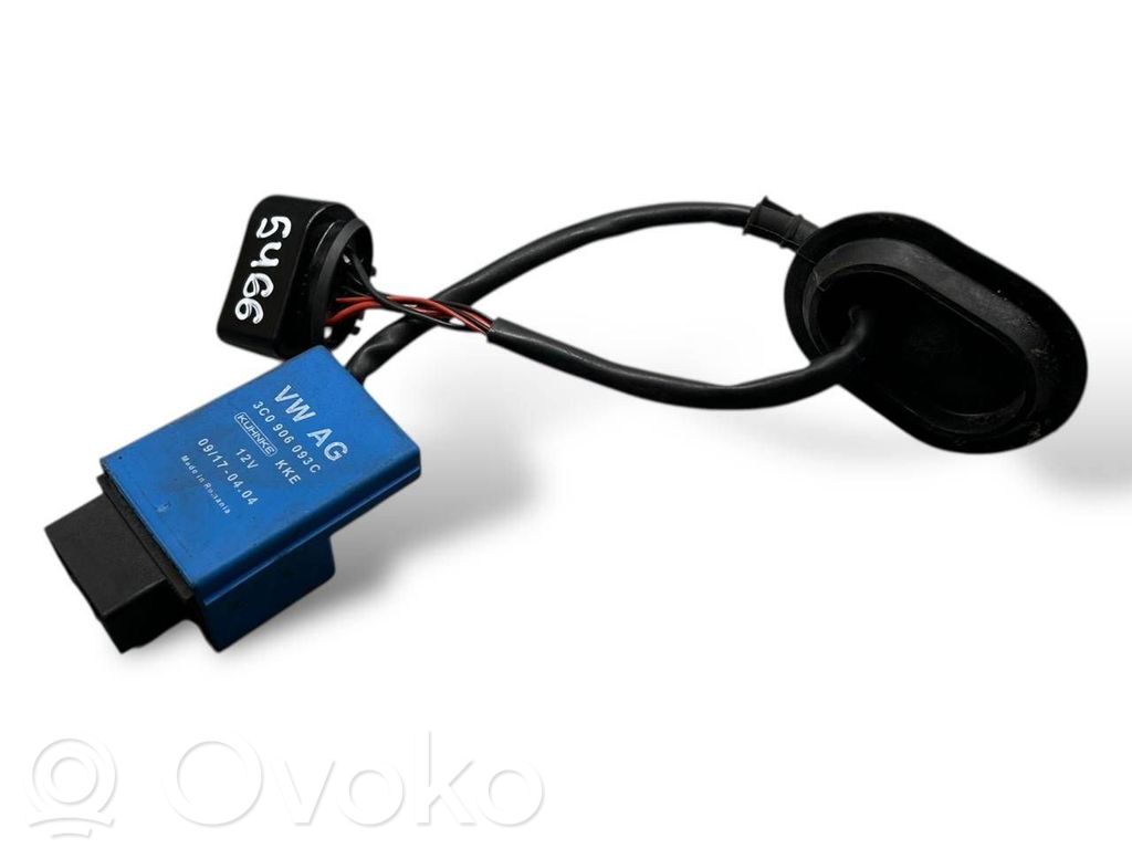 Volkswagen PASSAT B6 Unité de commande / module de pompe à carburant 