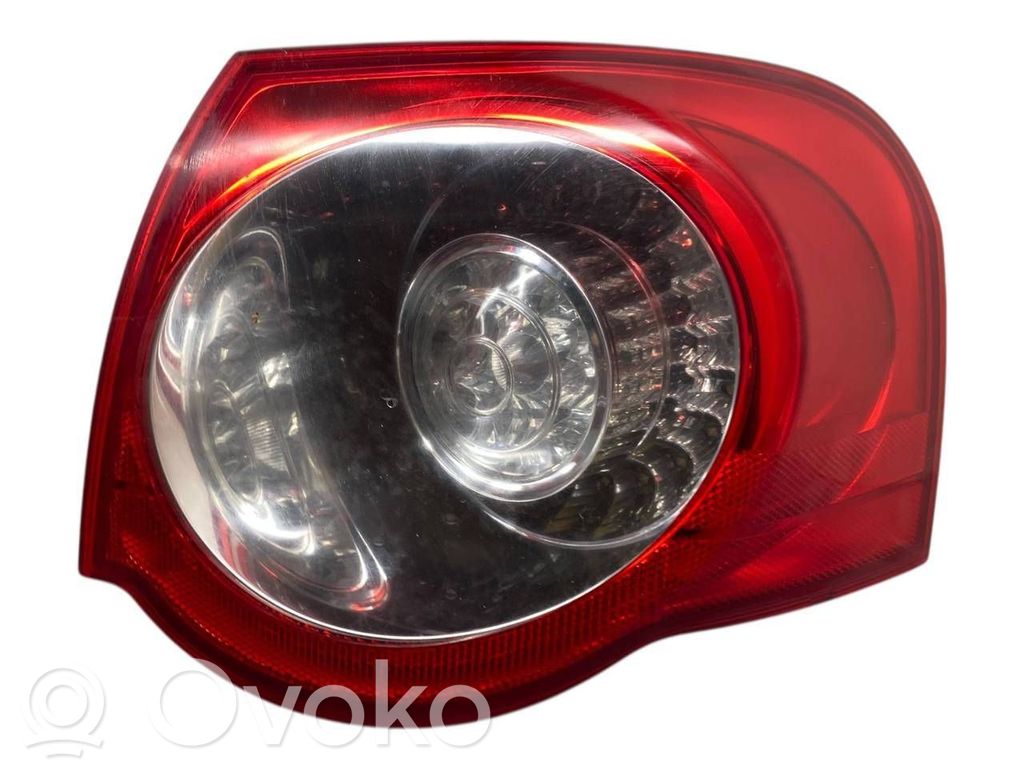 Volkswagen PASSAT B6 Lampă spate în caroserie 