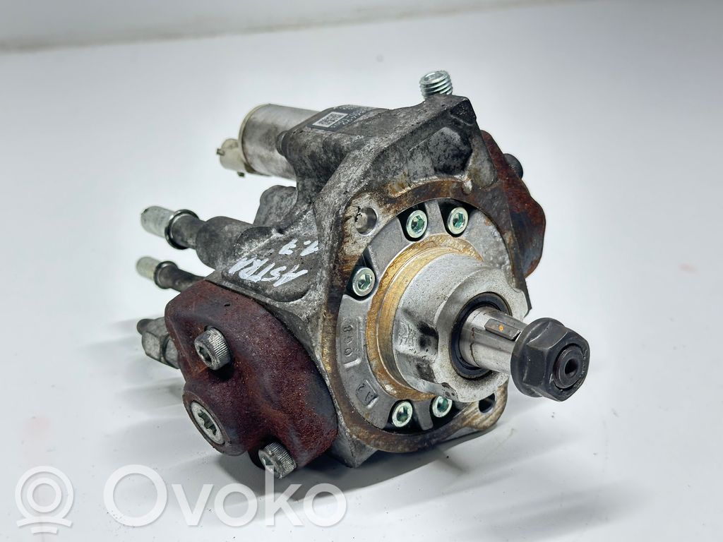 Opel Astra J Fuel injection high pressure pump 