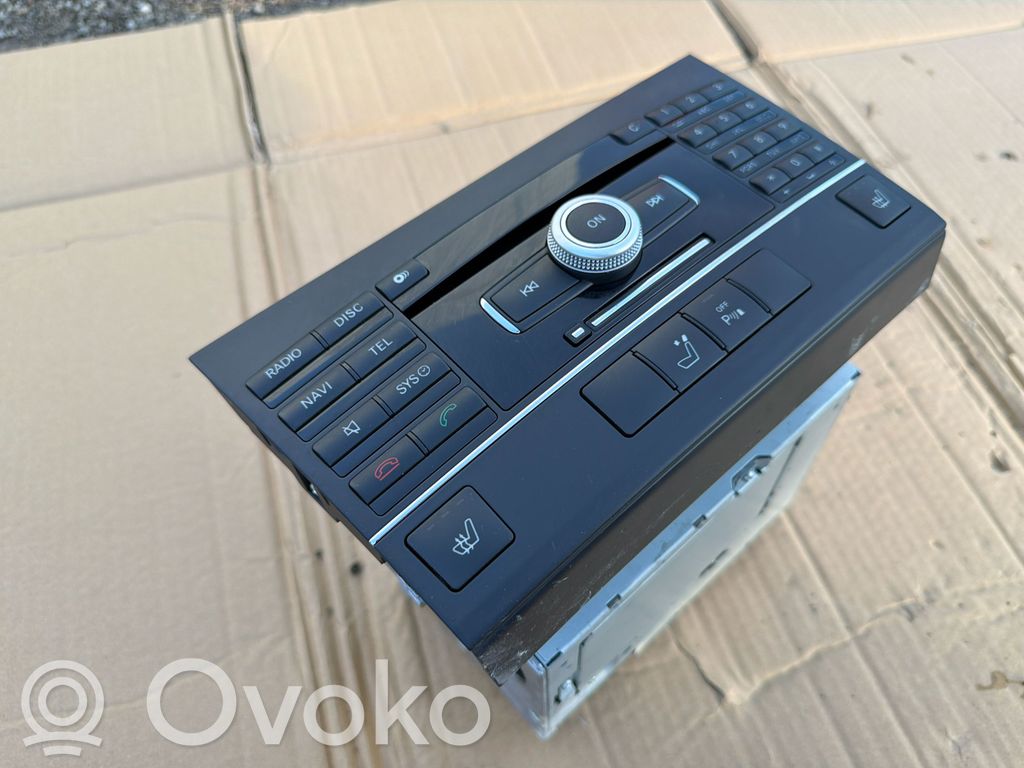 Mercedes-Benz E W212 Panel / Radioodtwarzacz CD/DVD/GPS 