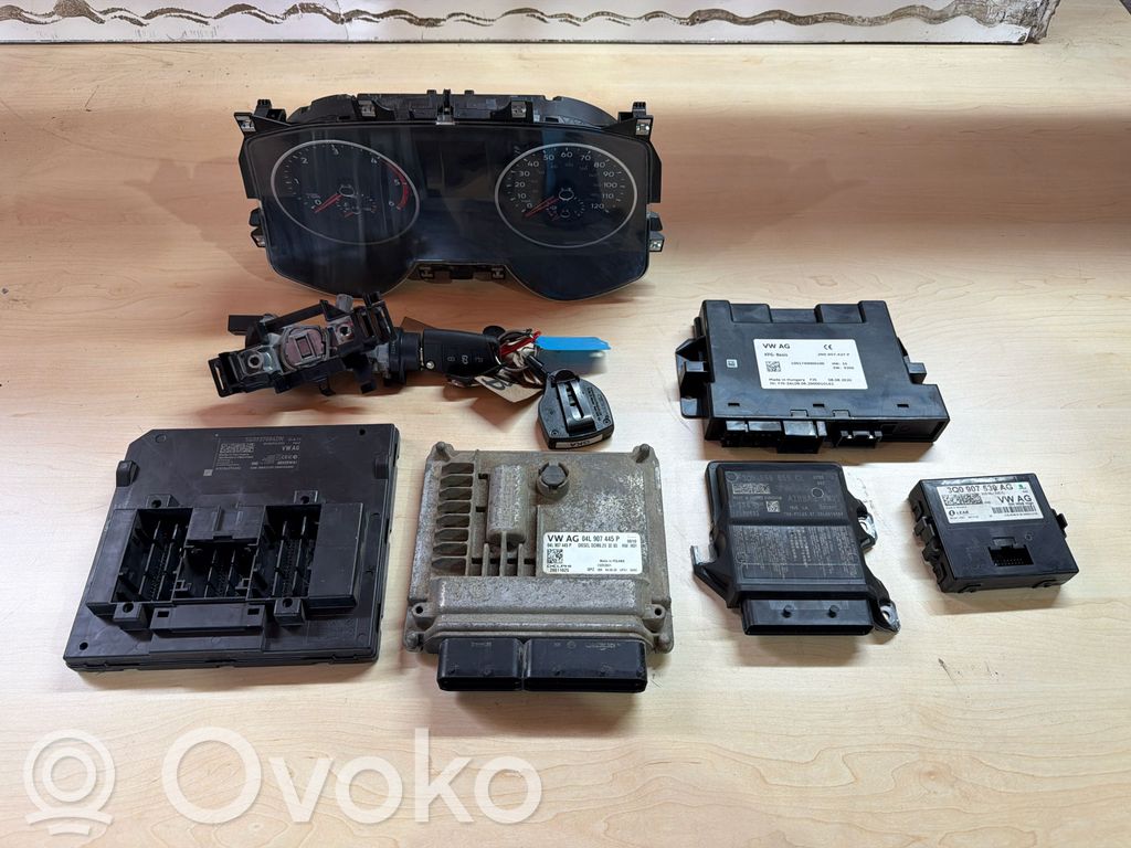 Volkswagen Crafter Engine ECU kit and lock set 