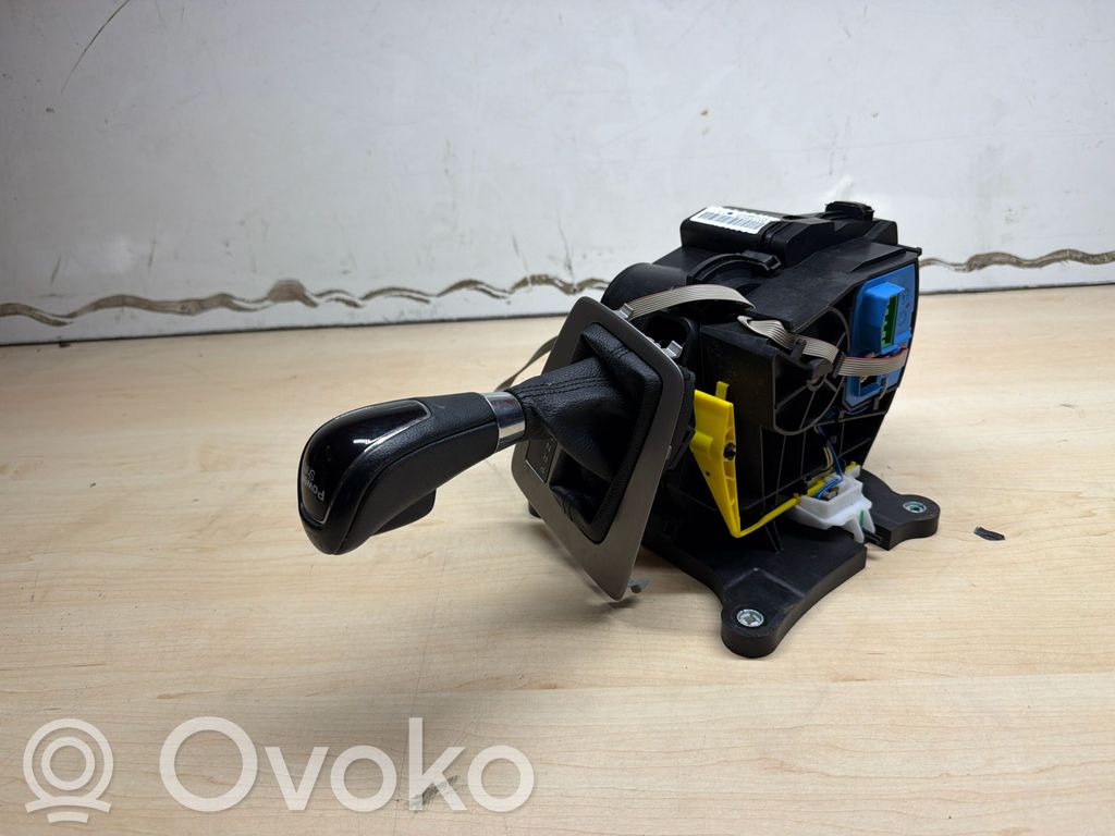 Ford Kuga II Lewarek zmiany biegów / górny 