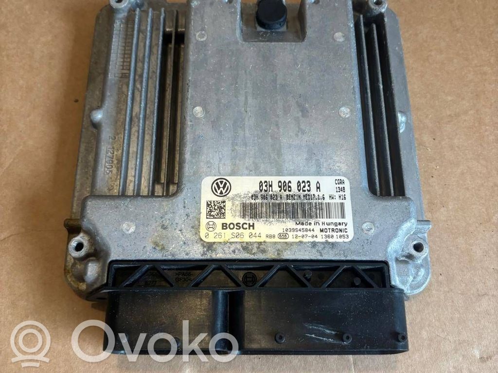 Porsche Cayenne (92A) Engine control unit/module 
