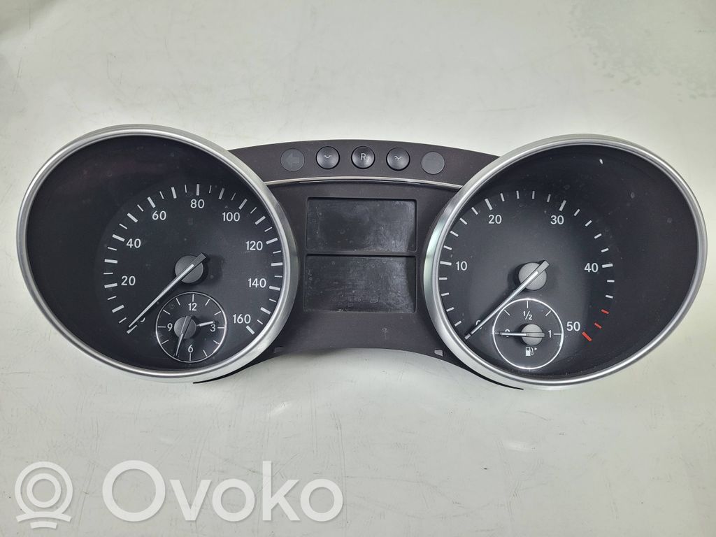 Mercedes-Benz ML W164 Licznik / Prędkościomierz 