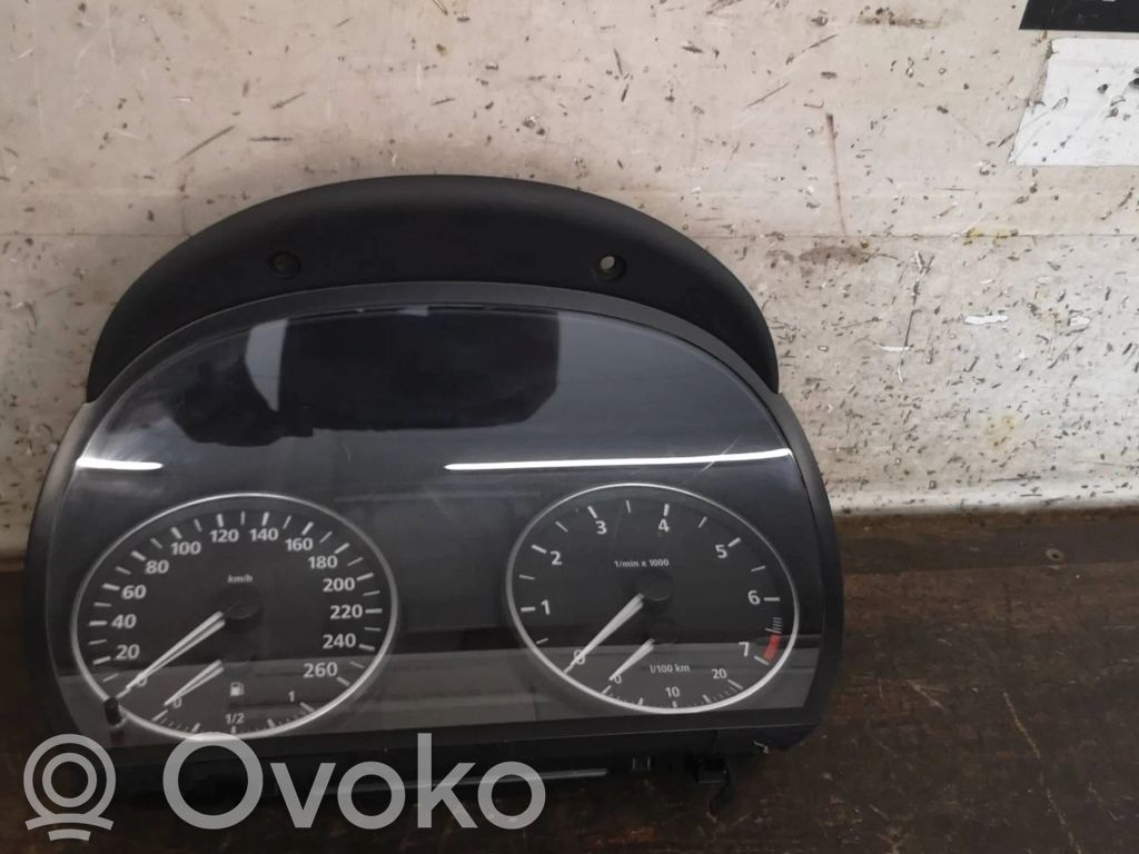 BMW 3 E90 E91 Nopeusmittari (mittaristo) 