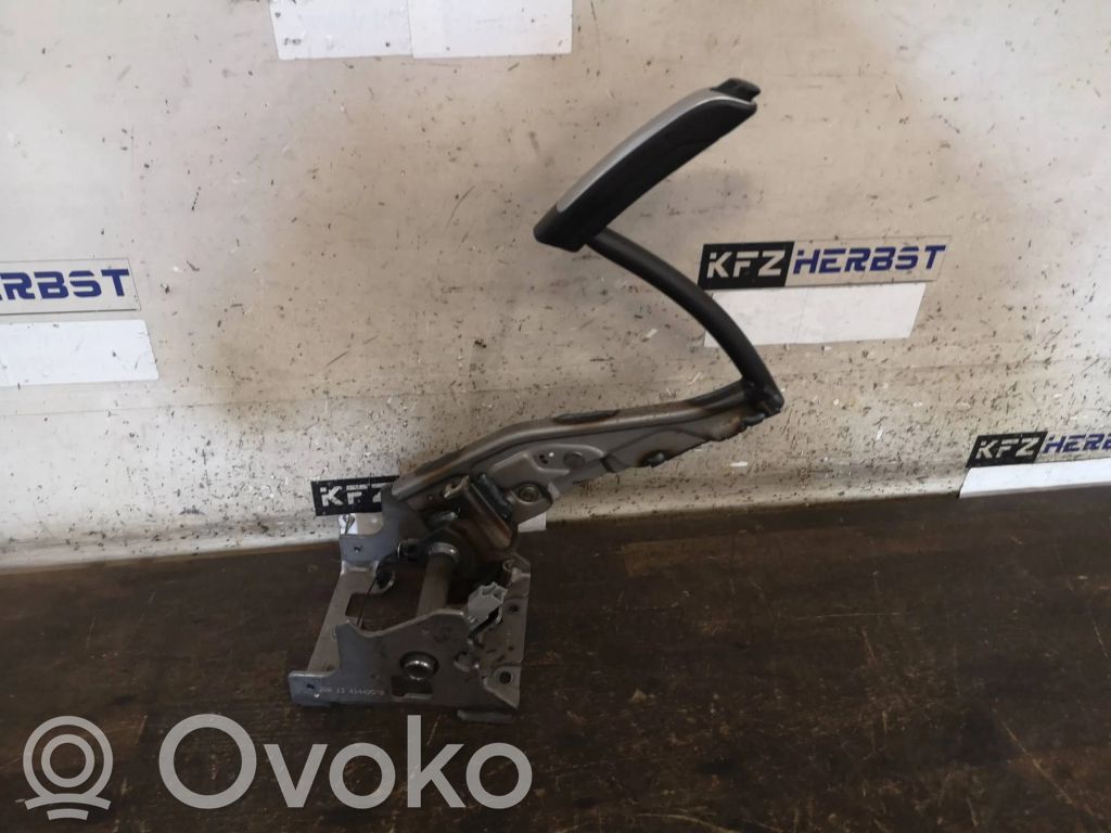 Ford Kuga II Rączka / Dźwignia hamulca ręcznego 