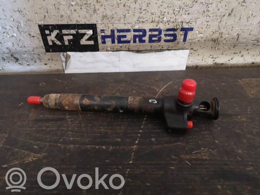 Ford Mondeo MK V Wtryskiwacz paliwa 