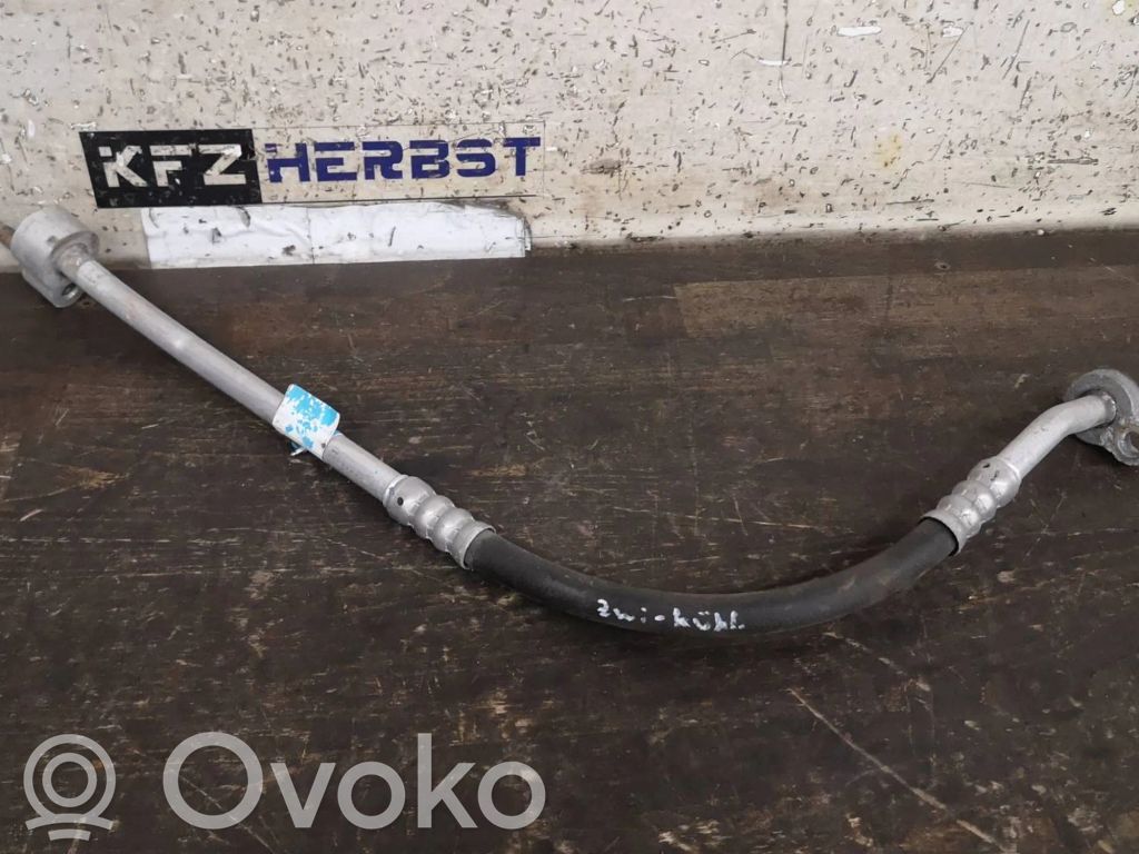 Ford Focus Ilmastointilaitteen putki (A/C) 