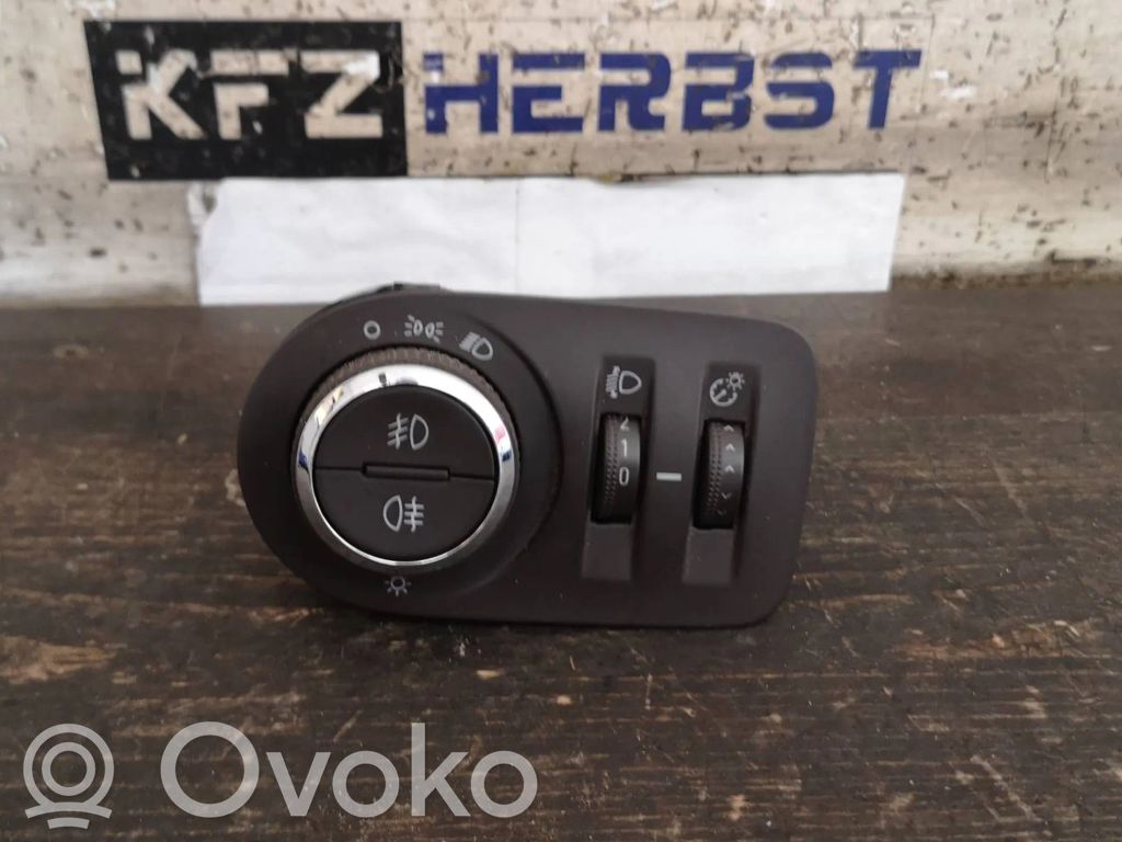 Opel Meriva B Lukturu slēdzis 
