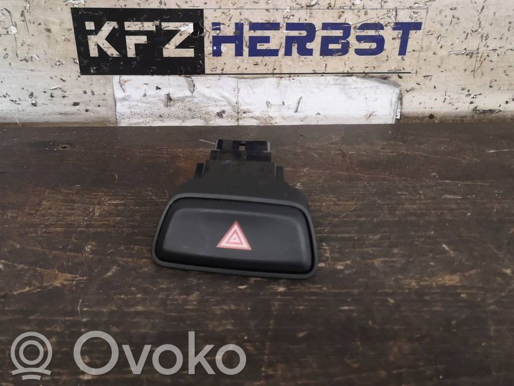 KIA Picanto Hazard light switch 