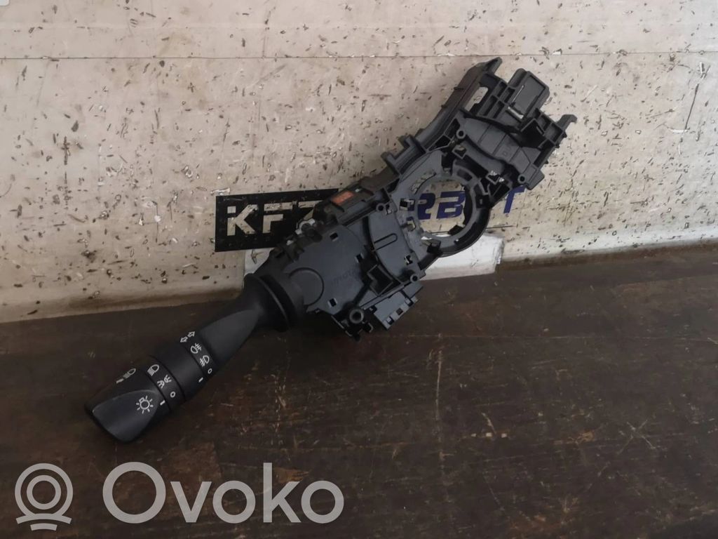 Toyota Auris E180 Indicator stalk 