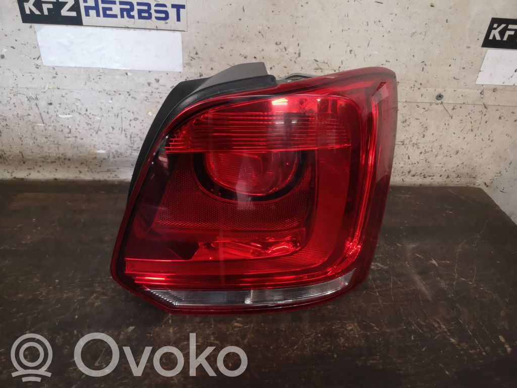 Volkswagen Polo V 6R Lampa tylna 