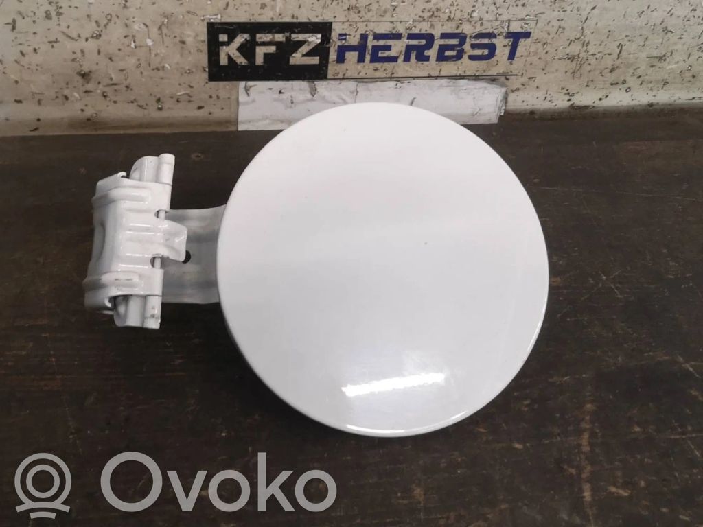 Toyota Auris E180 Klapka wlewu paliwa 