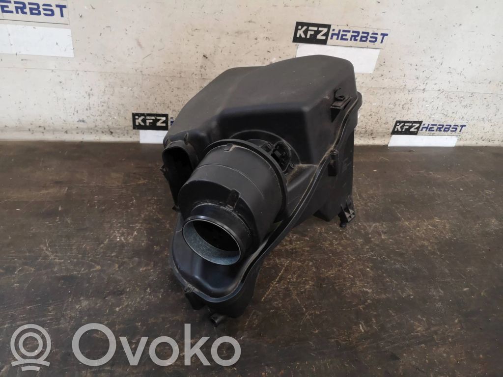 Opel Astra K Air filter box 