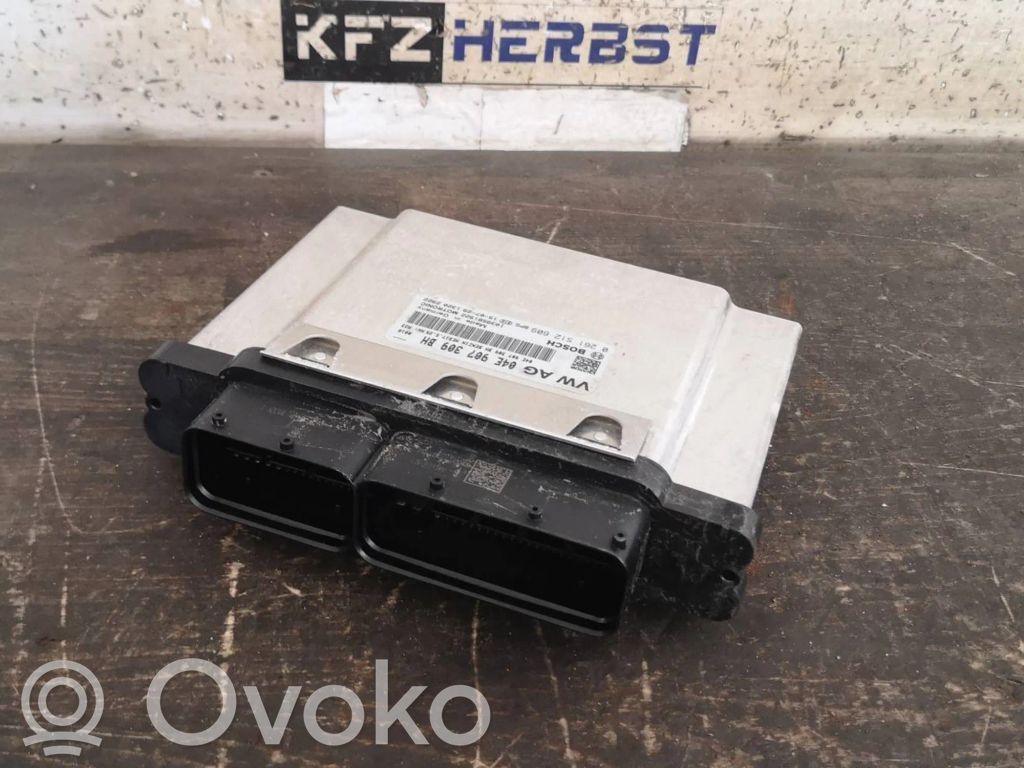 Volkswagen Golf VII Engine control unit/module 