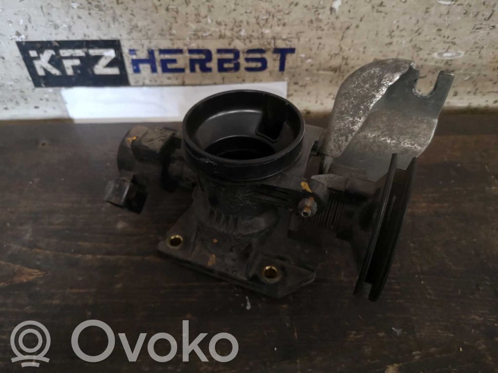 Peugeot 107 Throttle body valve 