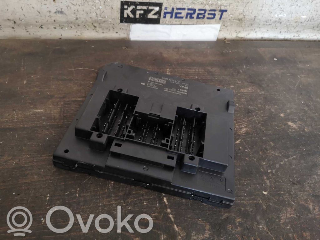 Autres unités de commande / modules   5Q0937084CP,5Q0937084CP,5Q0937084CP,A2C10391004
