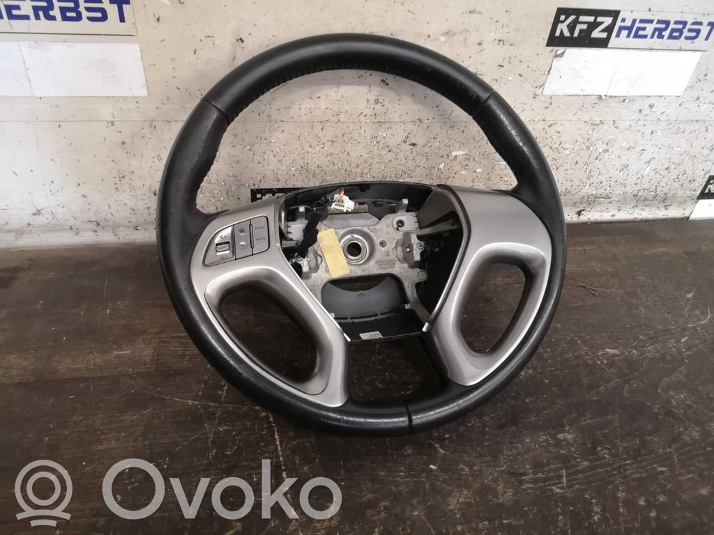 Hyundai Tucson LM Volant