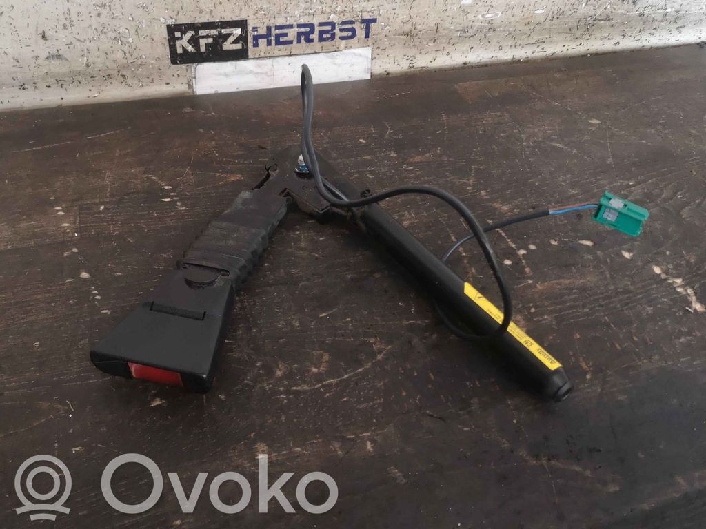 Opel Meriva A Boucle de ceinture de sécurité avant 