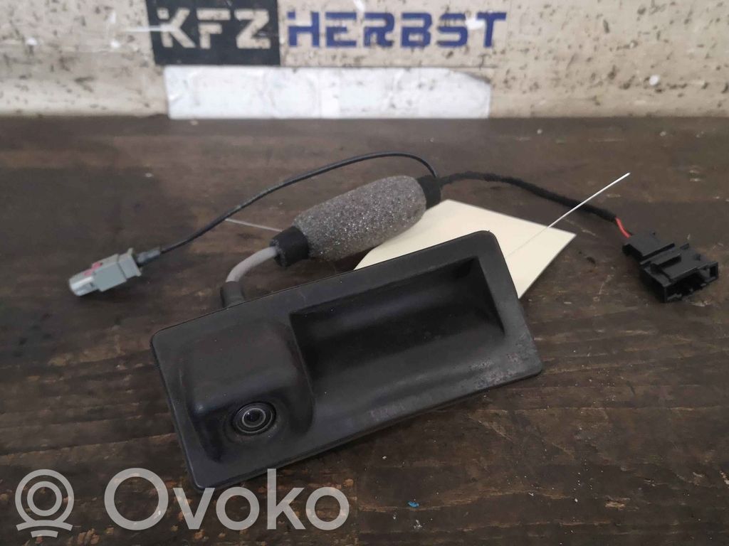 Audi A4 S4 B8 8K Polttoainesäiliön avauskytkin 
