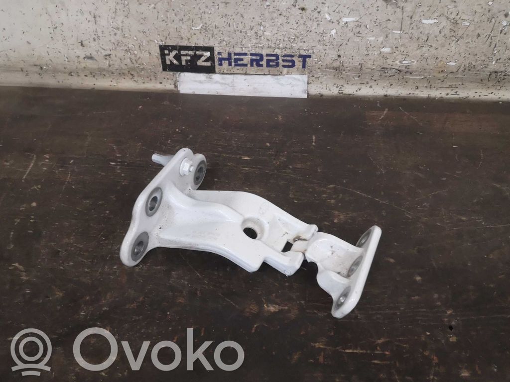 Zawiasy drzwi tylnych / Komplet   BK21V42983BH,BK21V42983BH,BK21V42983BH