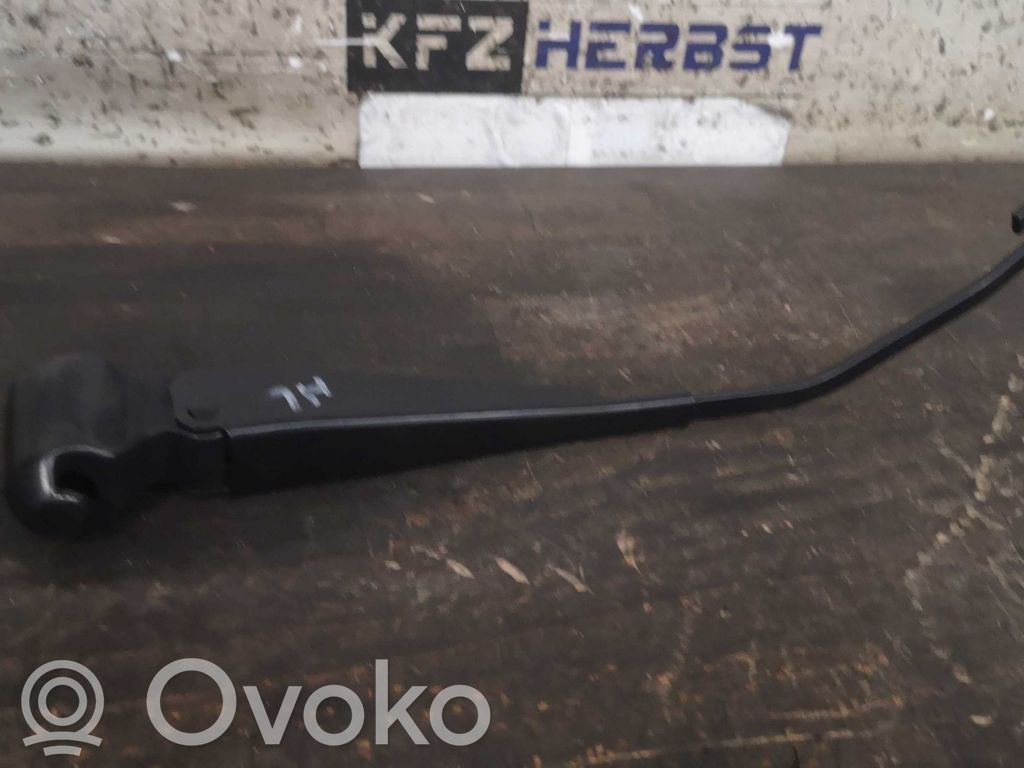Wischerarm Heckscheibe   BK2117C419AB,BK2117C419AB,BK2117C419AB