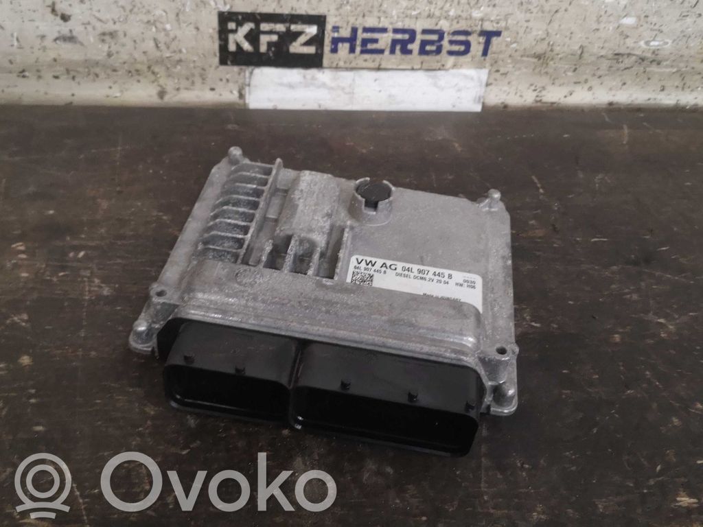 Volkswagen Golf VII Engine control unit/module 
