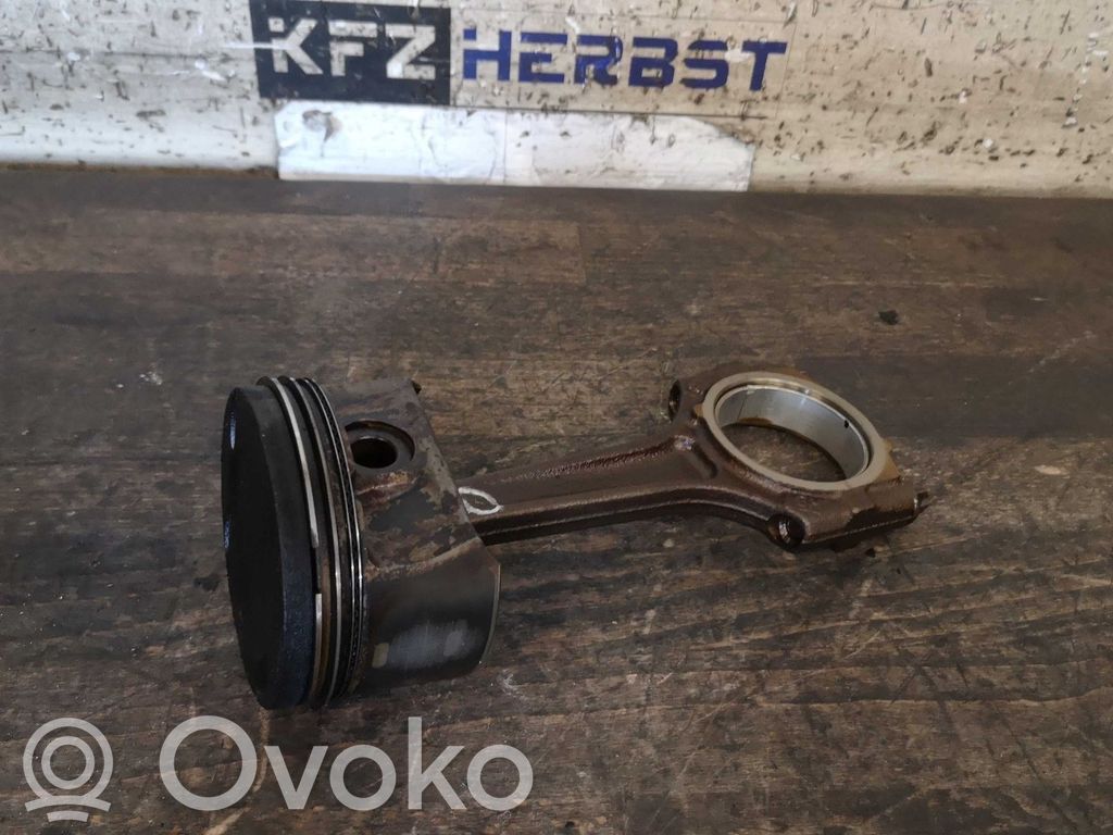 Opel Meriva B Piston 