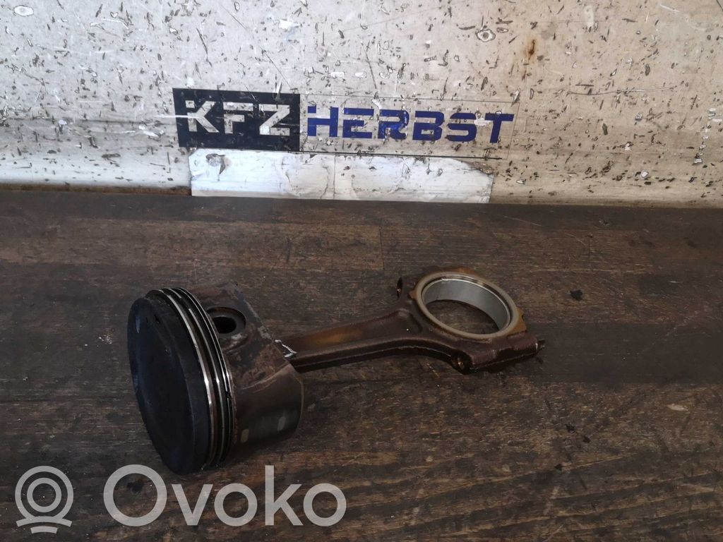 Opel Meriva B Piston 