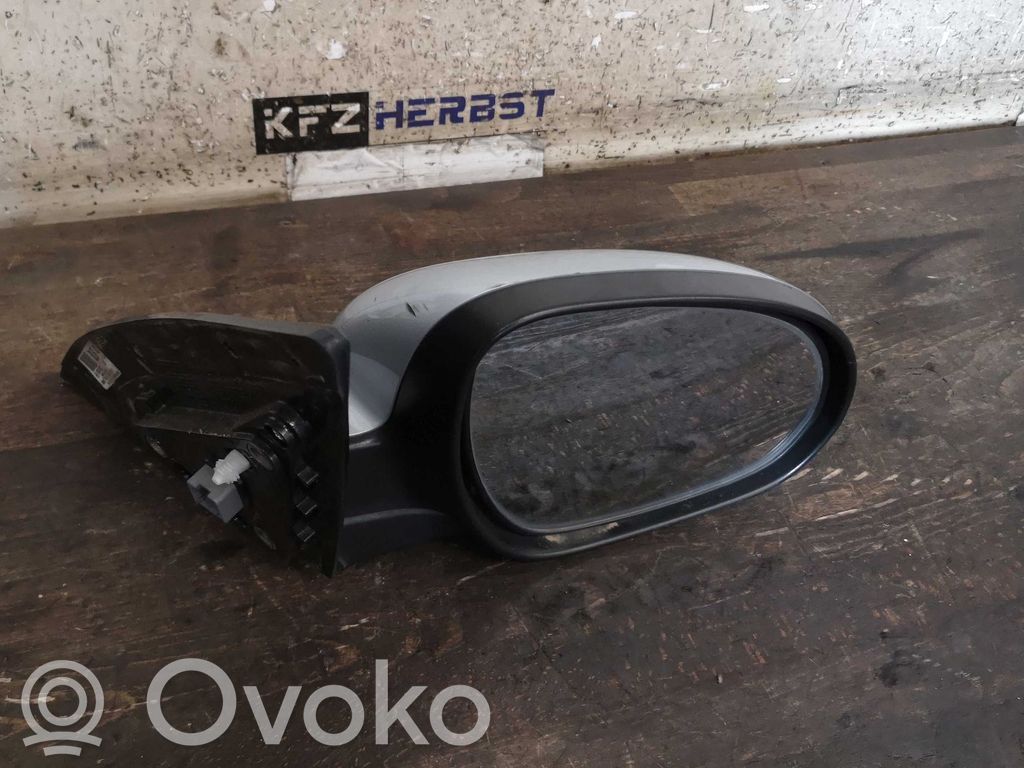 Hyundai i30 Front door electric wing mirror 