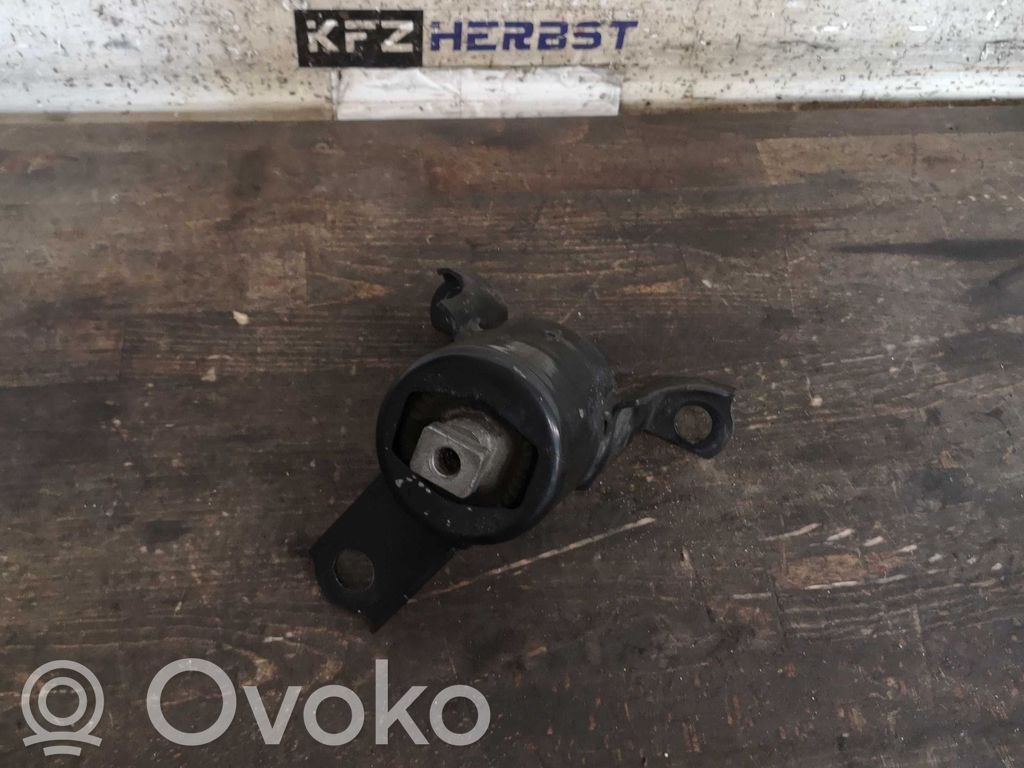 Ford B-MAX Engine mount bracket 