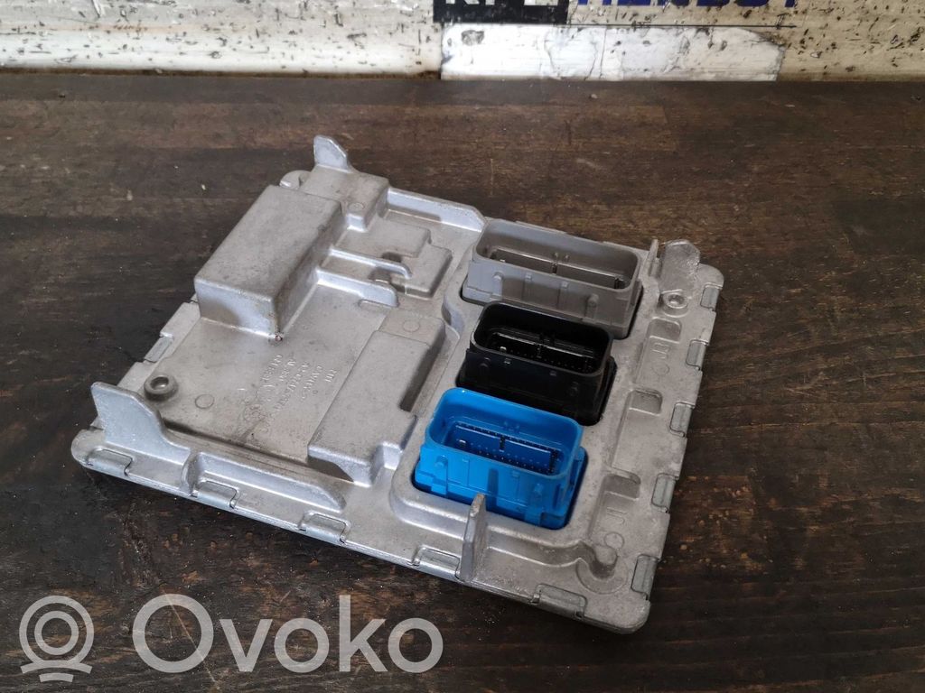 Opel Astra K Engine control unit/module 