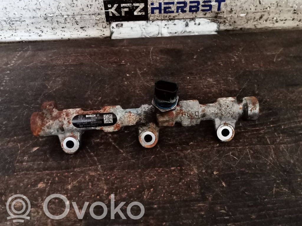Opel Movano B Tubo de alimentación del inyector de combustible 