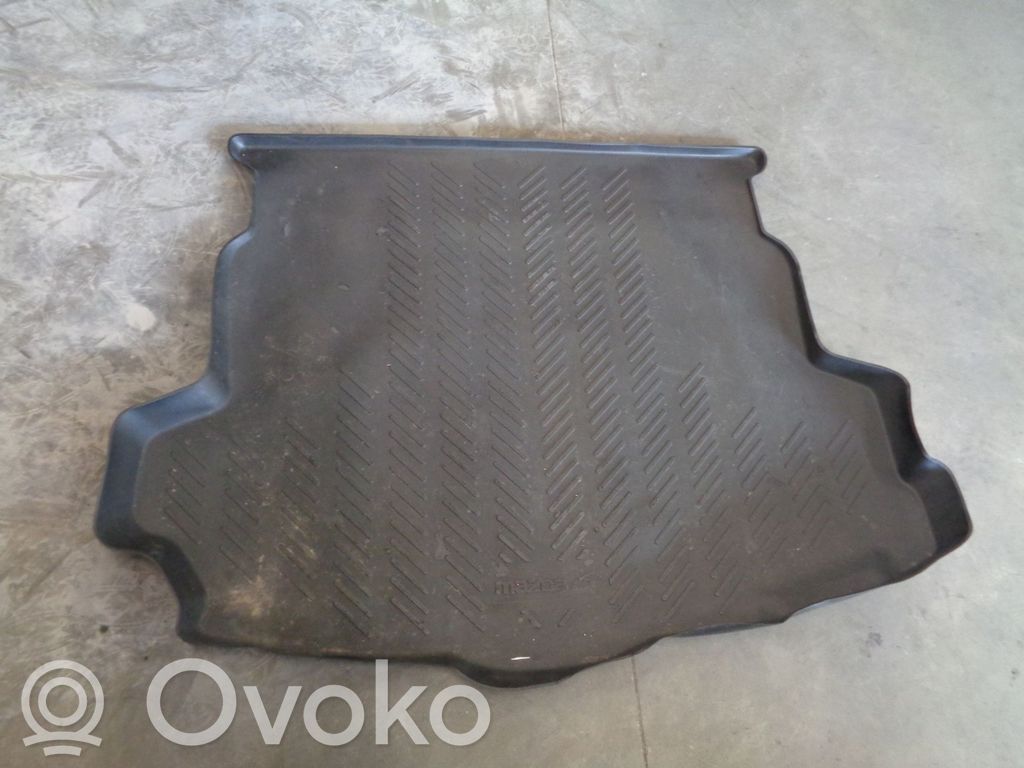 Doublure de coffre arrière, tapis de sol